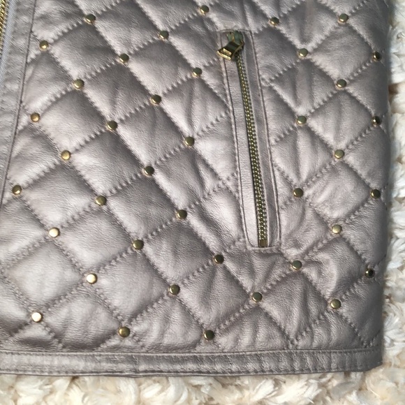 ELLEN TRACY Gold Studded Zip Close Vest - XS - Picture 6 of 8